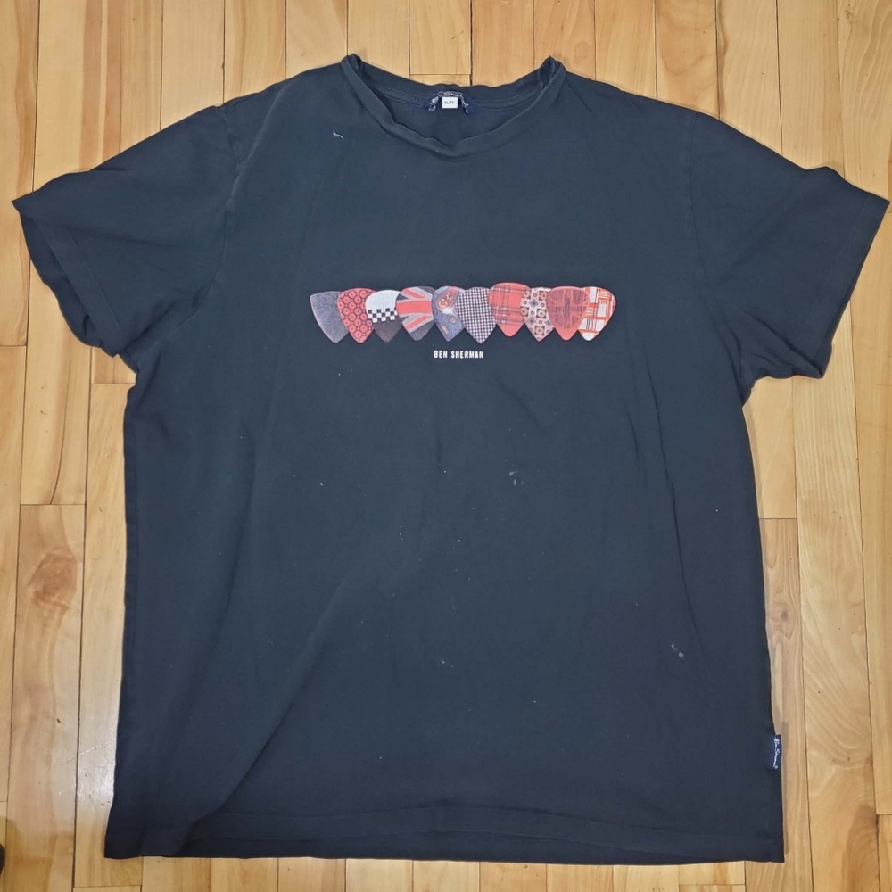 Ben Sherman Black T-Shirt with Red Graphic